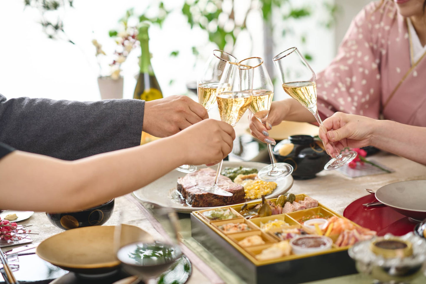 [3~4名様セット]ロウリーズのプライムリブおせち | LAWRY'S NEW YEAR OSECHI 2026