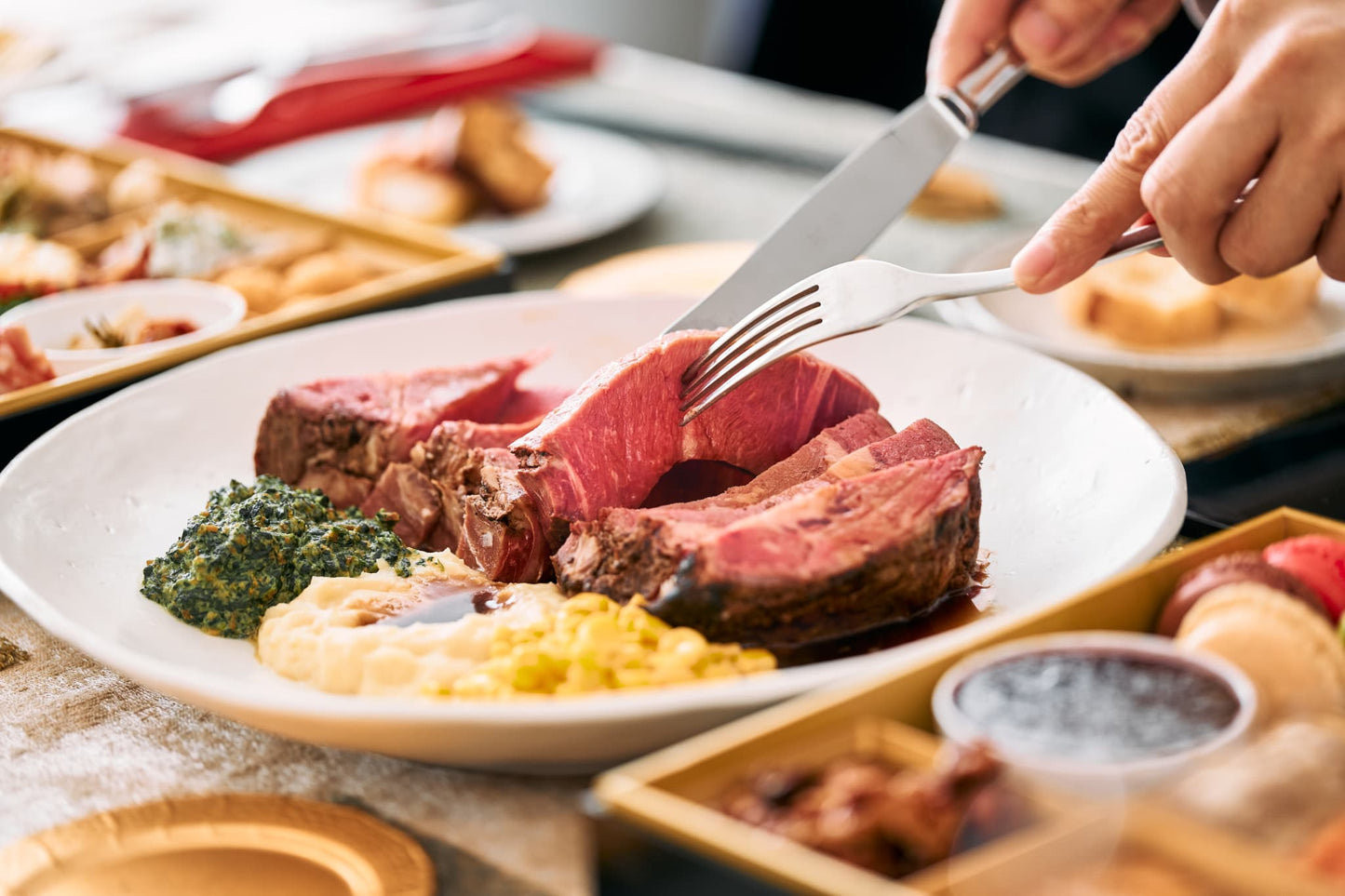 Lawry's Osechi 2027 『Premium』 | ロウリーズおせち・プレミアム | 三段重／3〜4名様／全37品