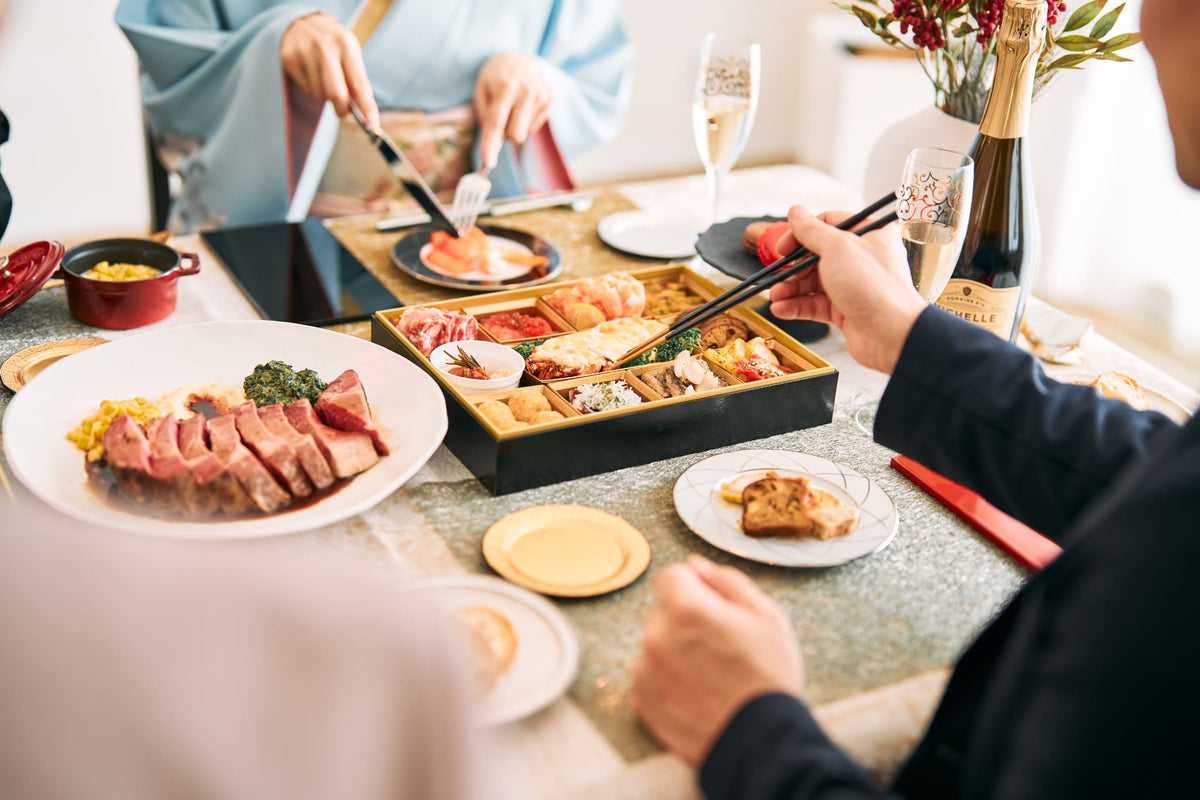 Lawry's Osechi 2027 『Signature』 | ロウリーズおせち・シグネチャー | 二段重／3〜4名様／全17品