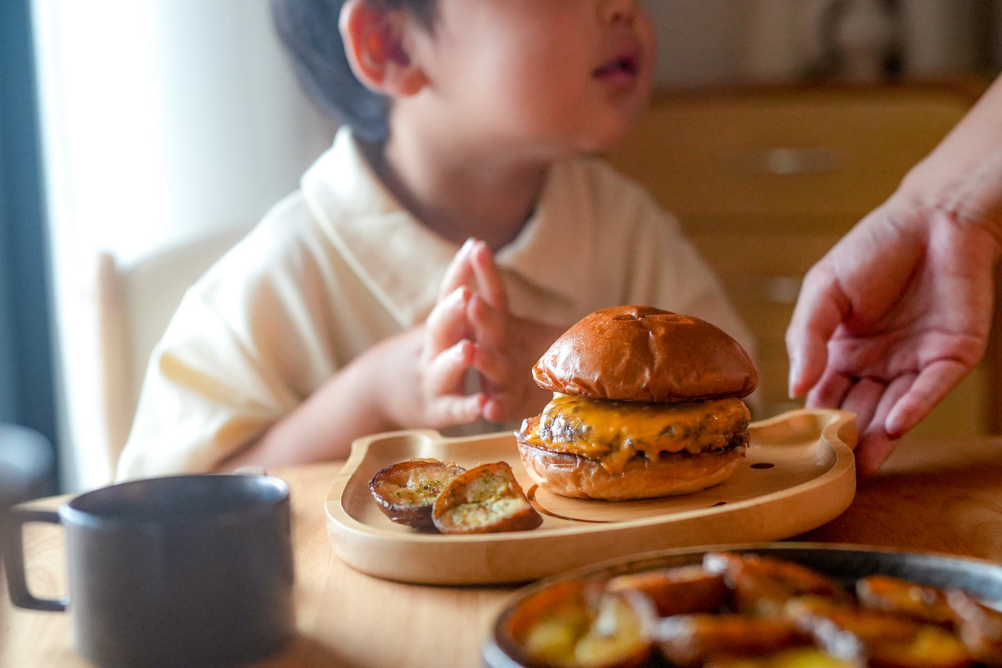 ファミリーハンバーガーセット | ハンバーグしおた